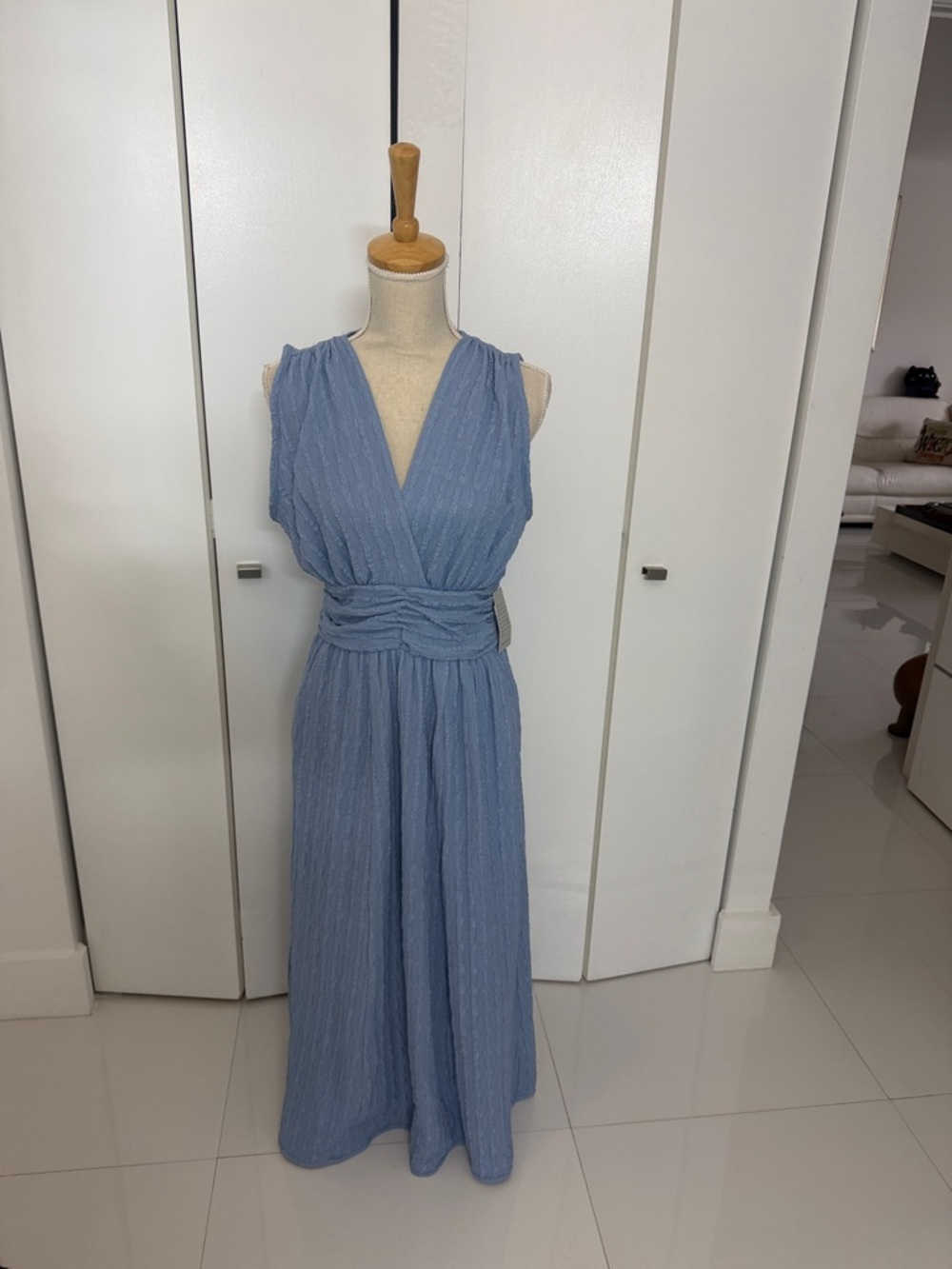 Max Studio Dusty Blue Pleated V‑Neck Maxi Dress with Twisted Waist